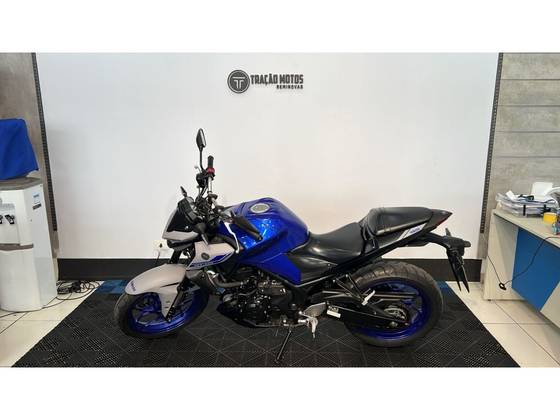 YAMAHA MT-03 ABS YAMAHA MT-03 ABS